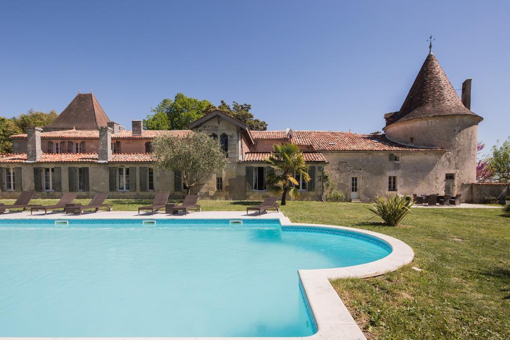 Bed and Breakfast Chateau De Puyrigaud Léoville Exterior foto
